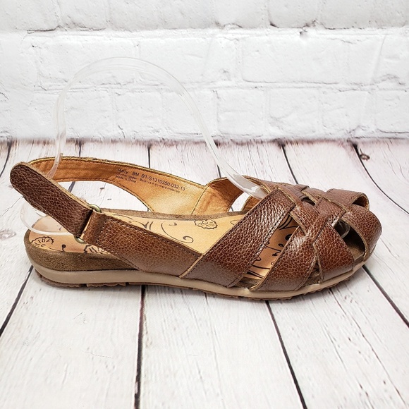 BareTraps Shoes - Rely Leather Fisherman Mocs Womens 8 Sandal Shoes